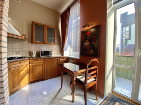 Apartment with city history in the center, Dnipropetrovs'k